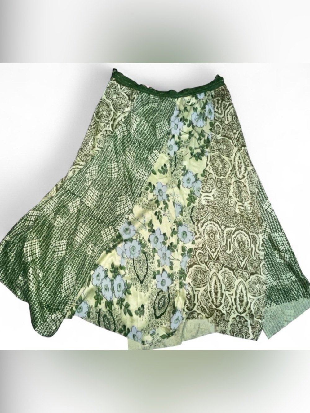 Y2K Vintage Deadstock Nostalgic Lime Green geometric print skirt with lace trim